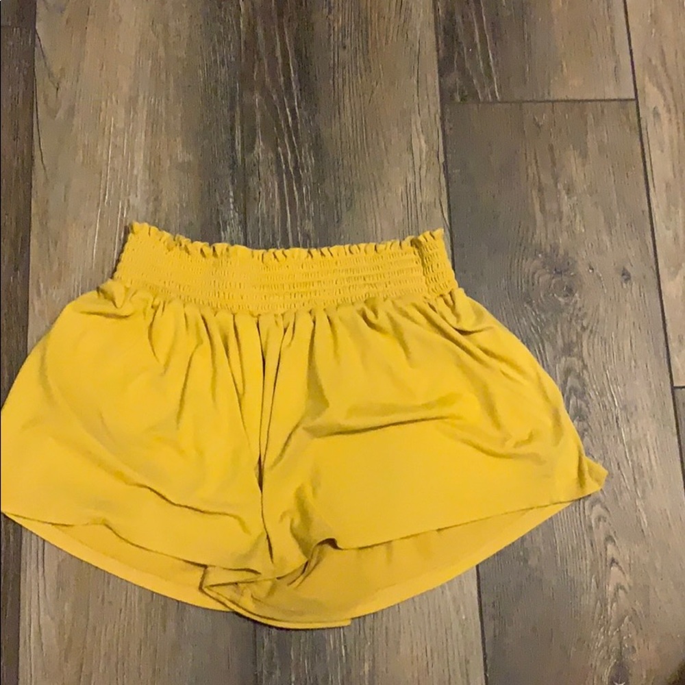 ruffled shorts